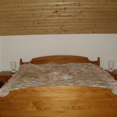 Nad Otavou 아파트 *